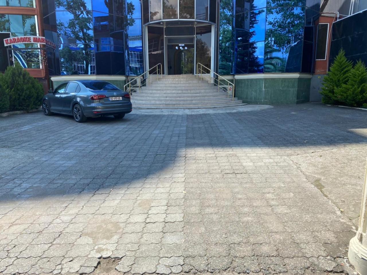 Hotel Genatsvale Batumi Exterior foto