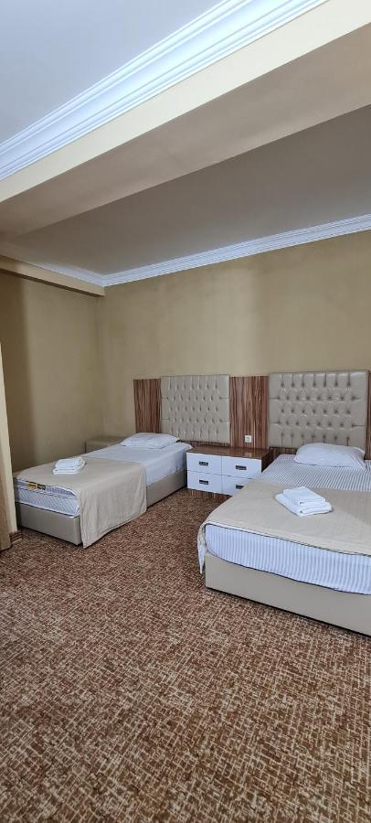 Hotel Genatsvale Batumi Exterior foto