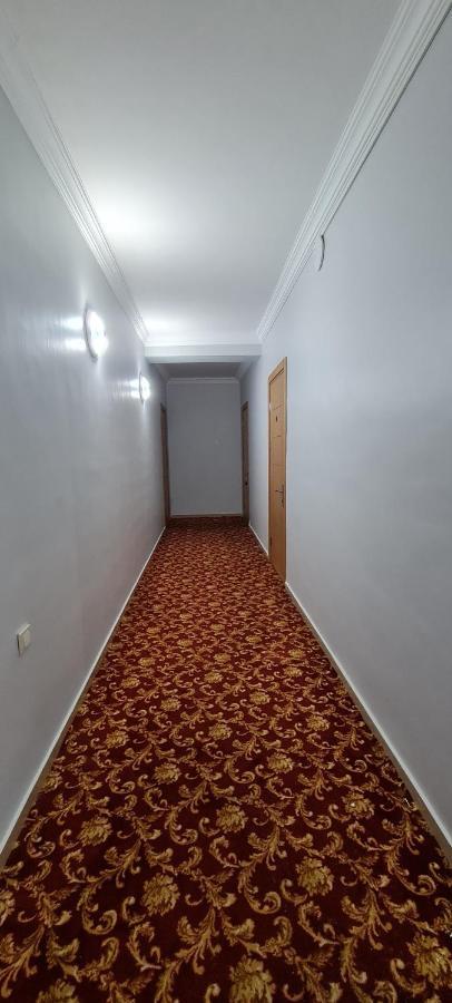 Hotel Genatsvale Batumi Exterior foto